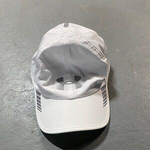 Under Armour Golf Hat Lightweight Breathable